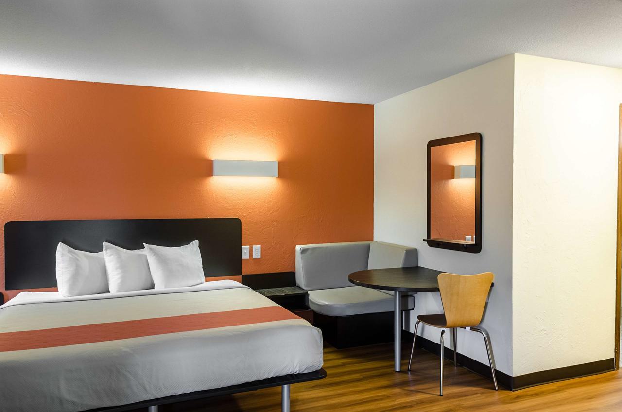 Motel 6-Westborough, Ma Northborough Eksteriør billede